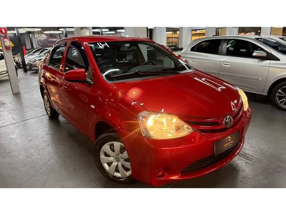 TOYOTA ETIOS 1.5 X SEDAN 16V FLEX 4P MANUAL TOYOTA ETIOS 1.5 X SEDAN 16V FLEX 4P MANUAL